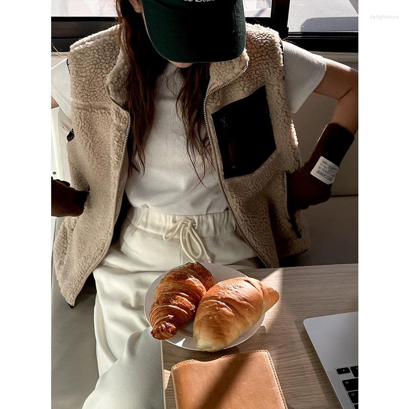 

Women's Vests Autumn And Winter Versatile Color Contrast Zip Vest Coat, White