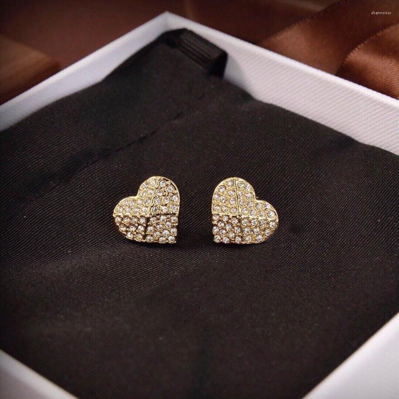 

Stud Earrings 2022 Designer Crystal Heart For Women High Quality Fashion Fancy Hanging Party Fine Bijoux
