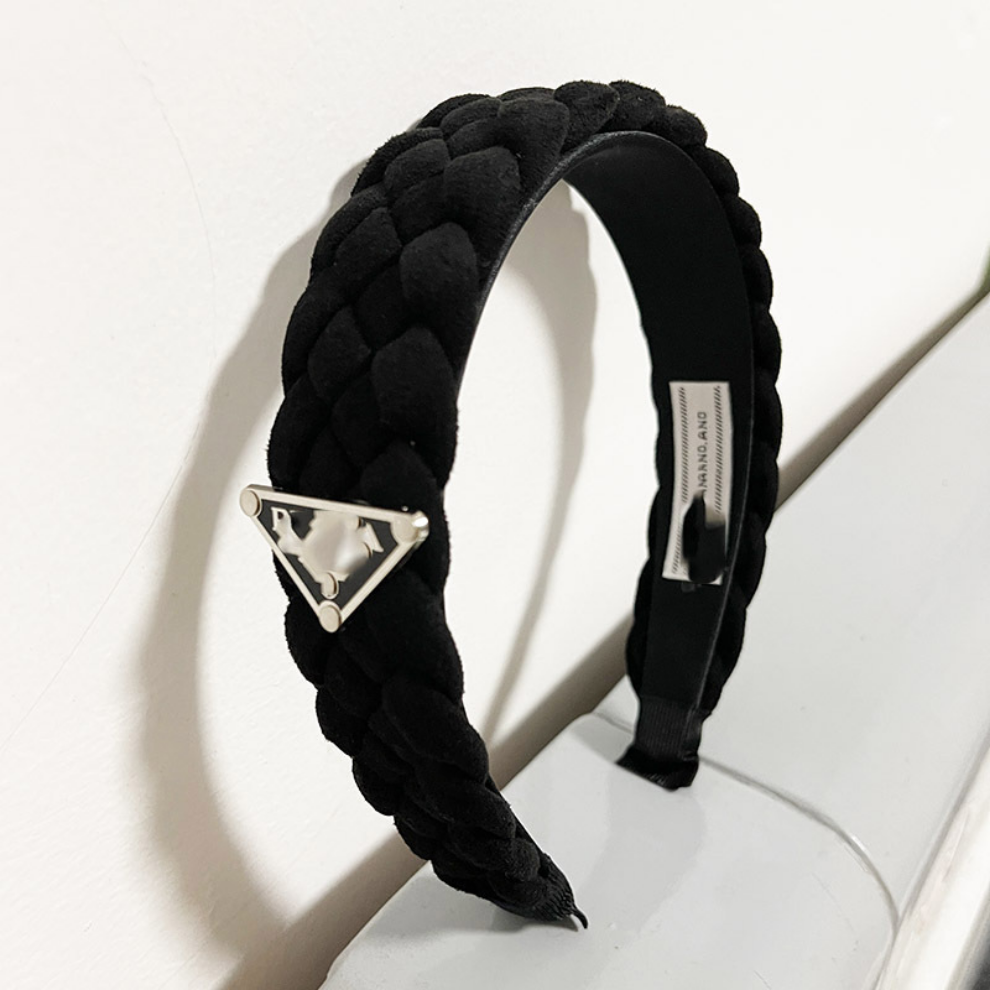 

French Autumn Winter Warm Hair Hoop Fashion Designer Sweet Plush Bowknot Headband Simple Design Black Wide Border Hairpin Romantic Woman Hair Jewelry, Customize