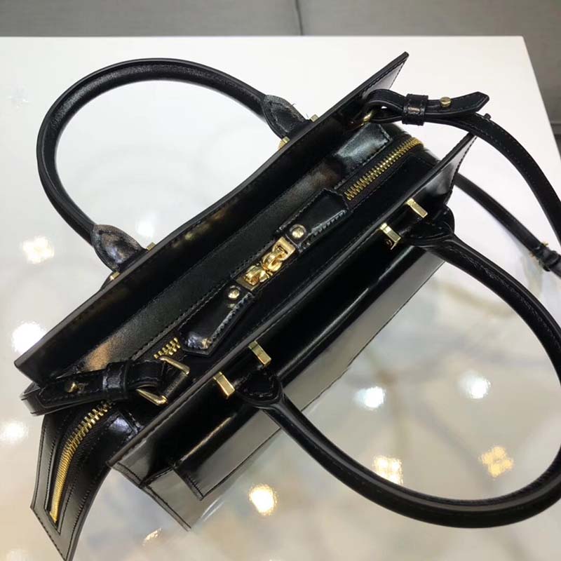 

Famous Designer handbag Shoulder Bags Lady Popular Handbags Women Fashion Long Zipper Pillow Practical Casual Simple generous and elegant First choice for women, Black1