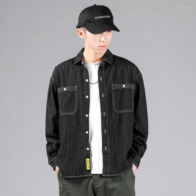 

Men's Casual Shirts Men's Denim Shirt Streetwear Vintage Pocket Loose Men Long-Sleeved Cardigan Single-Breasted Turn-down Collar, Dll-1812