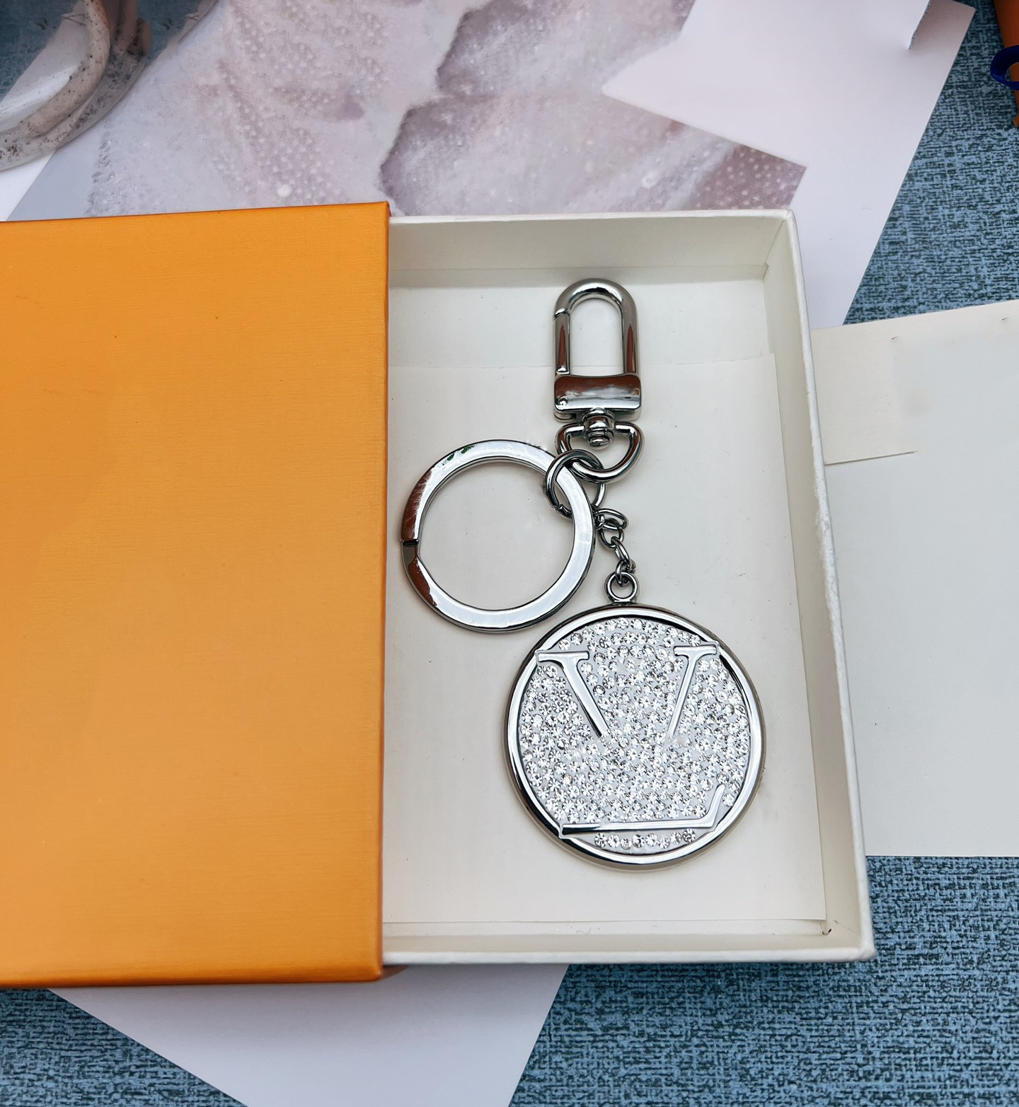 

High qualtiy brand designer Keychain Holder key chain Porte Clef Gift Men Women Souvenirs Car Bag Keychain with box A30A