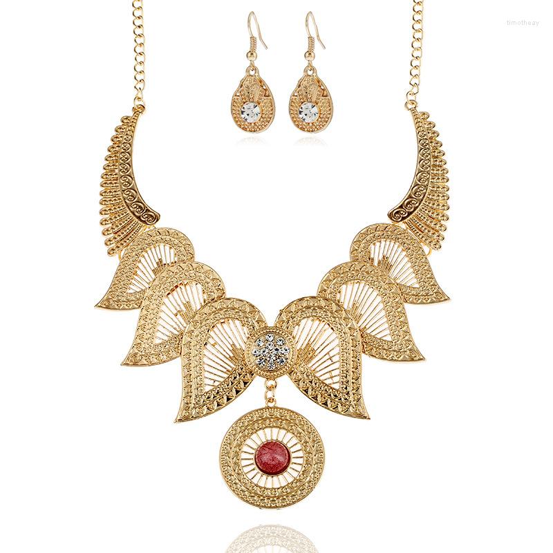 

Necklace Earrings Set Dubai Classic Red Crystal For Women Jewelry Charm Bridal Party Leaf Shape Fashion, Picture shown