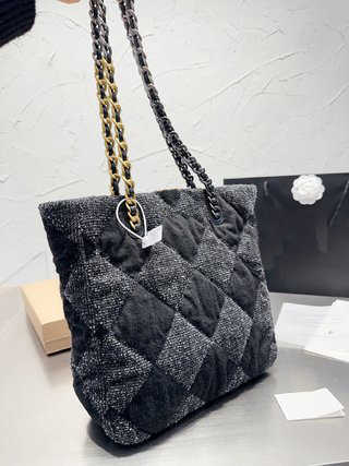 

Totes Bag Girl 2023 New Black Denim Tote Bag One Shoulder Designer Bag Totes Luxury Brand Fashion Female Bags Chain Handbags W221219