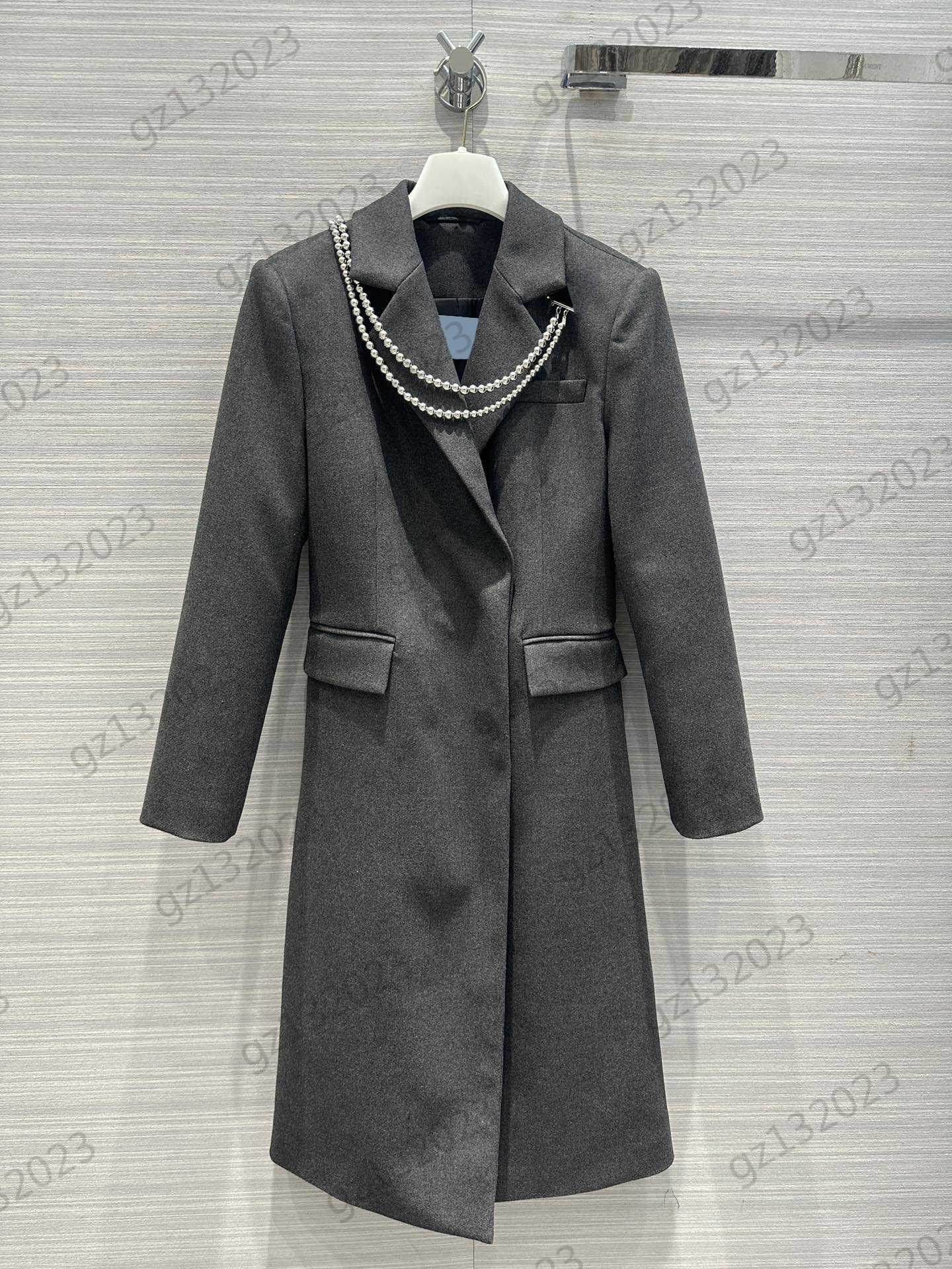 

Womens Wool Blends Coat Metal Bead Chain Decoration Lapels Long Wool Coats Button Flap Long Sleeve Outerwear Autumn Winter Fashion Women Apparel 2 Colors, 20