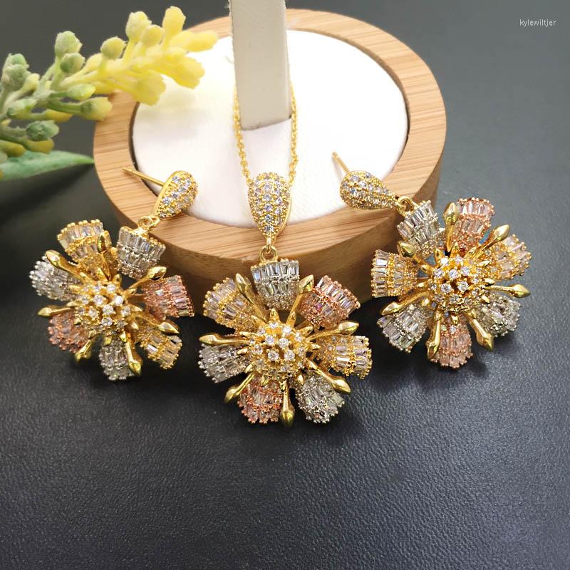 

Necklace Earrings Set Lanyika Jewelry Graceful Snowflake Micro Inlay With For Banquet Luxury Gift, Picture shown