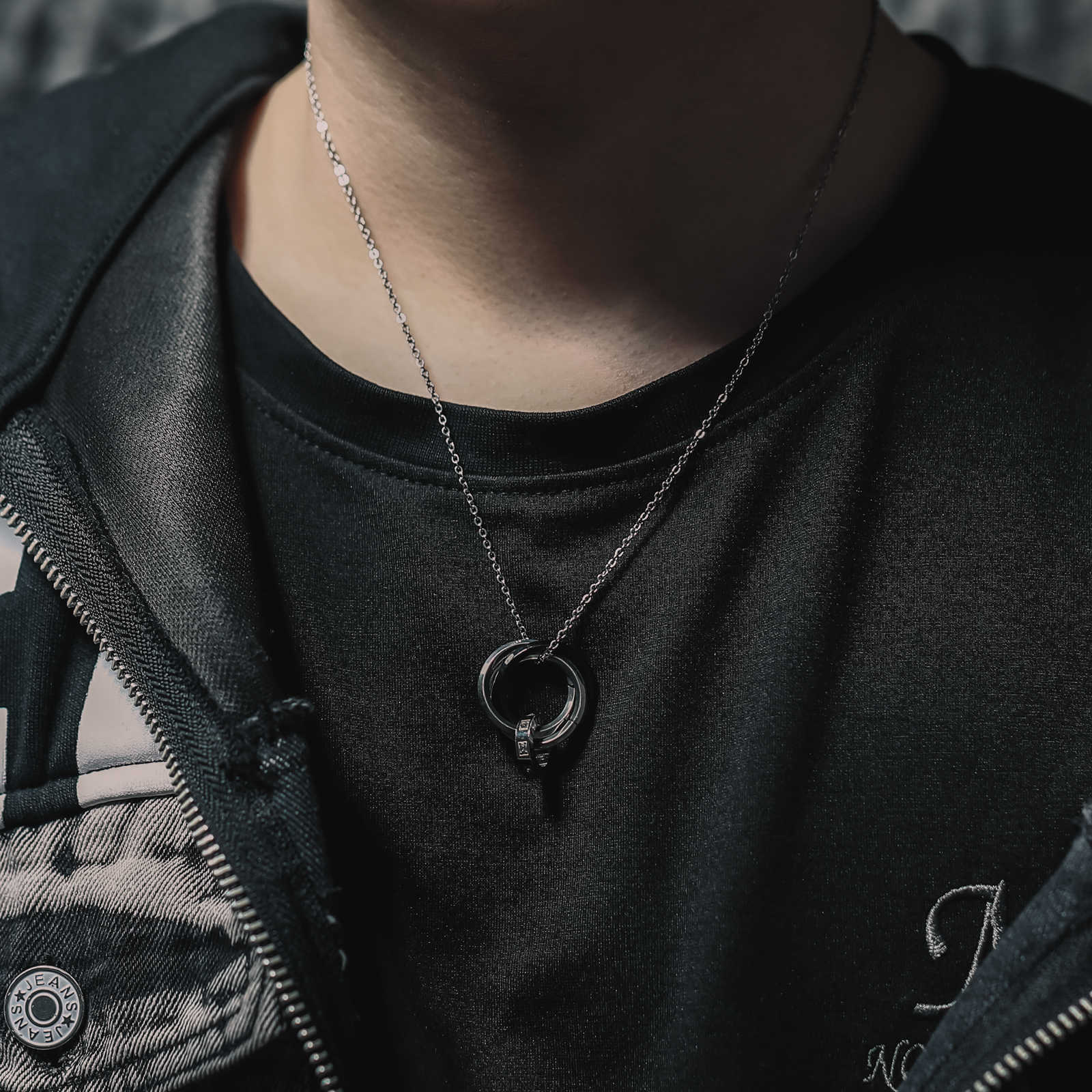 

Custom Design Versatile Double Circle Interlocking Stainless Steel Personality Men's Jewelry Interlocking Necklace