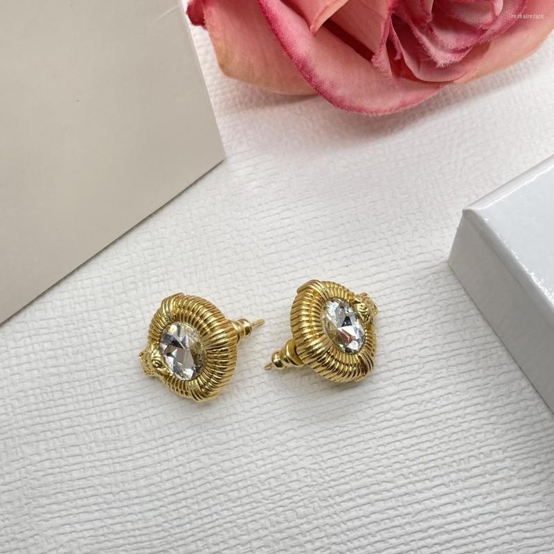 

Stud Earrings Metal French Elegant Simple Fashion Custom Romantic Temperament Female