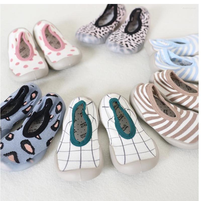

First Walkers Adorable Born Baby Shoes Cute Leopard/polka Dot Infant Kids Rubber Sole Walking Toddler Boy/girls Boots Socks