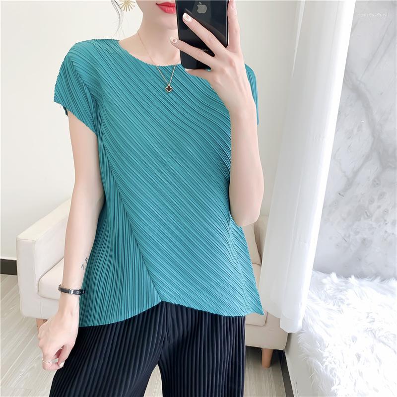 

Women's T Shirts Women Summer Basic Top Round Neck Solid Color Slim All-match Casual Large Size T-shirt Female Short Sleeve Irregular Tee, Black