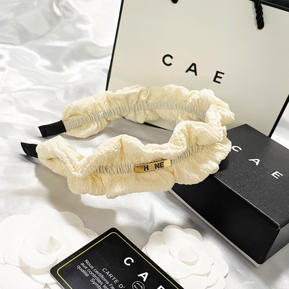 

Womens's Headband Black Pleated Vintage Headband High Grade Bow Headdress Fashion Star Korean New Style Classic Simple Design Girls Accessories, Beige fold