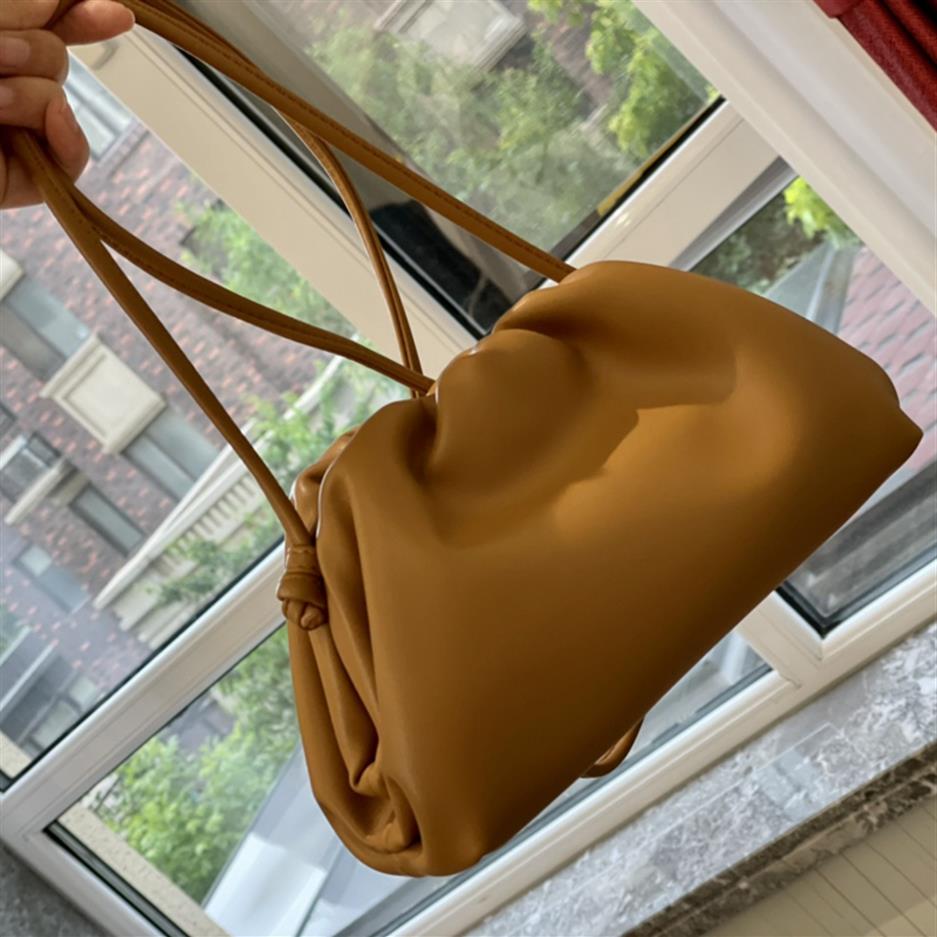 

Top Quality The Pouch Soft Calfskin Ladies Large Clutch Bags Luxury Genuine Leather Famous Desinger Brand Hand Fashion Women Cloud2569, Colour 10