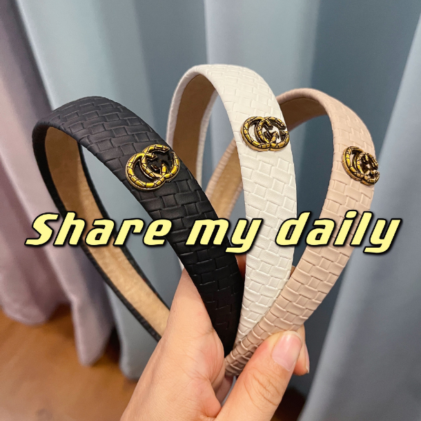 

Korean Designer Hair Hoop Fashion New Styles Leather Solid Letters headband Grid Simple Hair Clip Luxury Brand Hairpin Classic High-end Gift Design Headwear, Pink