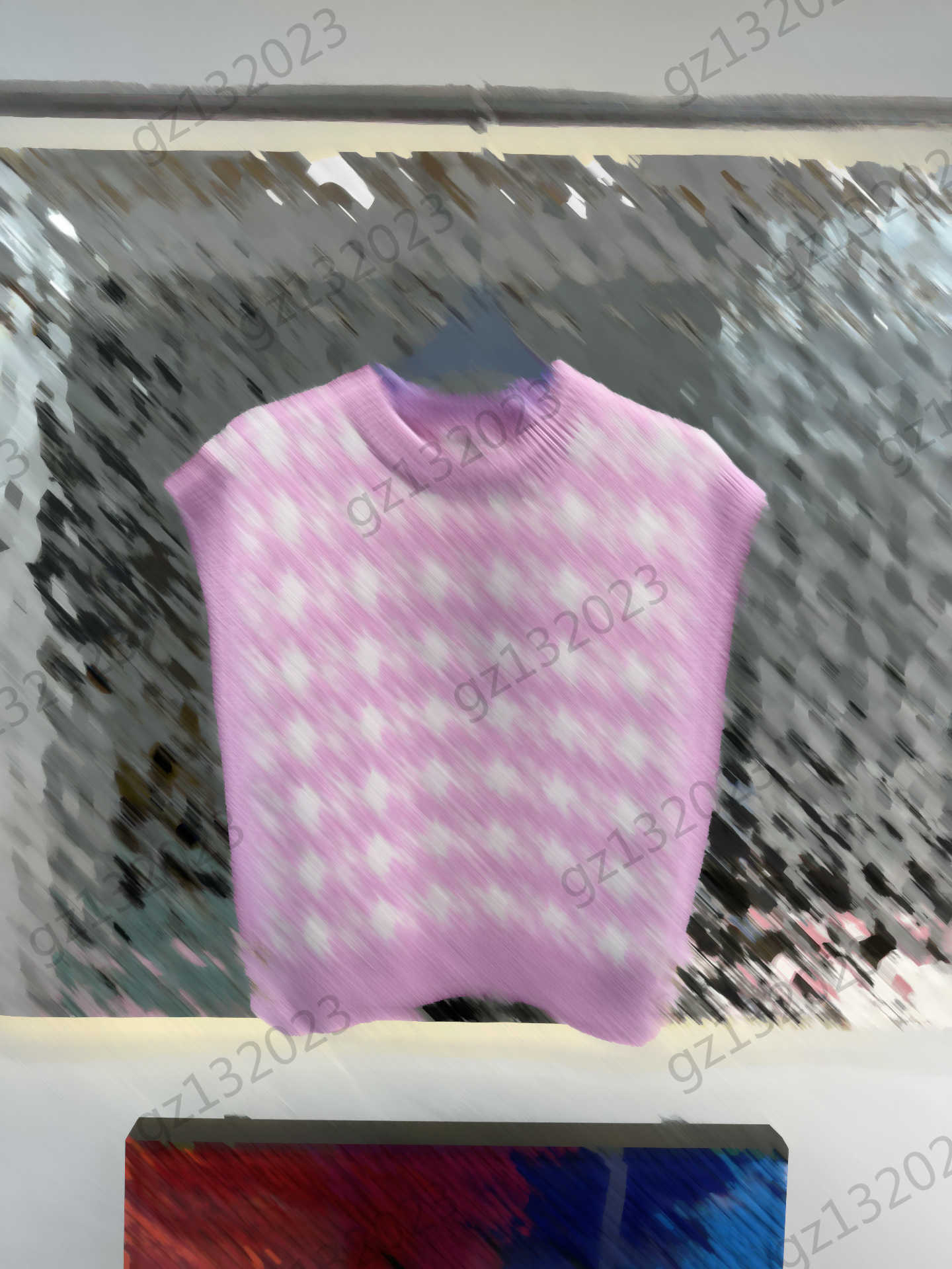 

Womens Sweaters Thread Hemmed Round Neck Pullover Round Neck Sleeveless Knitted Vest Fashion Designer Joker Warm Knitwear Spring Autumn Women Clothes 3 Colors