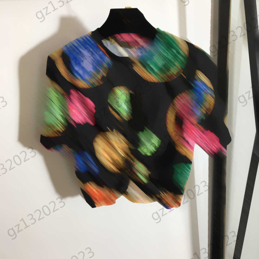 

Womens Clothes T-shirts Colour Portrait Printing Round Neck Short Tops Pin Knot To Decorate Short Sleeve Pullover Tees Fashion Designer Women Apparel 2 Colors, 15