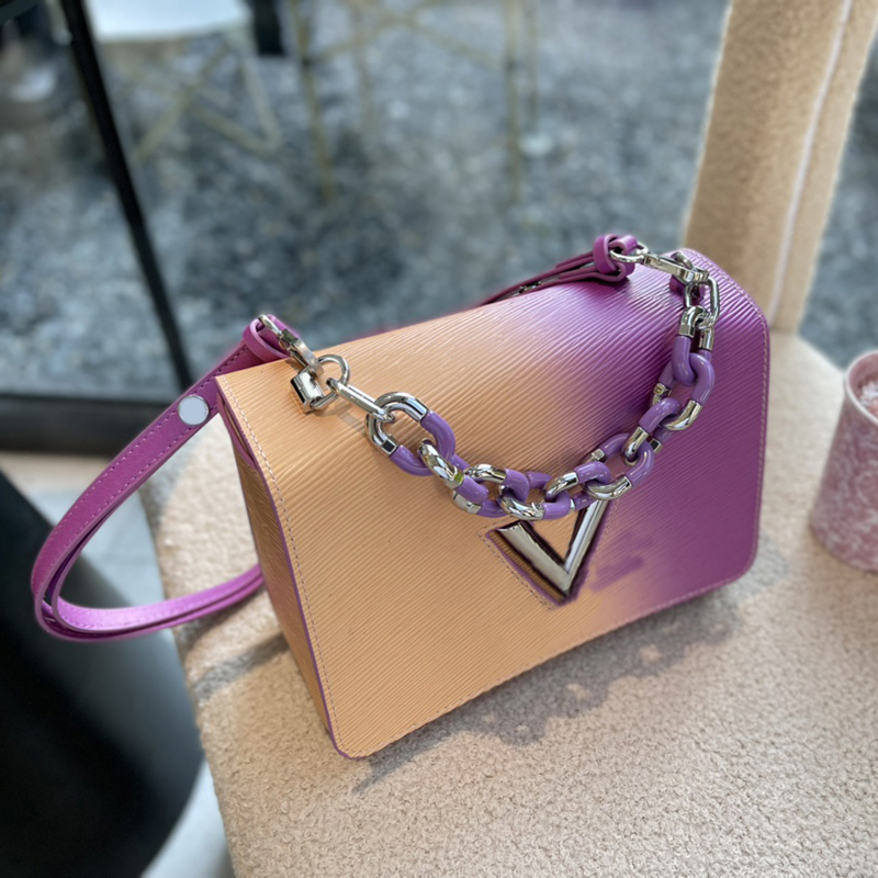 

Designer Handbag Women Luxurys Designers Shoulder Bags TWIST Gradient Womens Handbags Purses Wallet Crossbody Pochette Totes Bag 22ss 2213, Blue with box