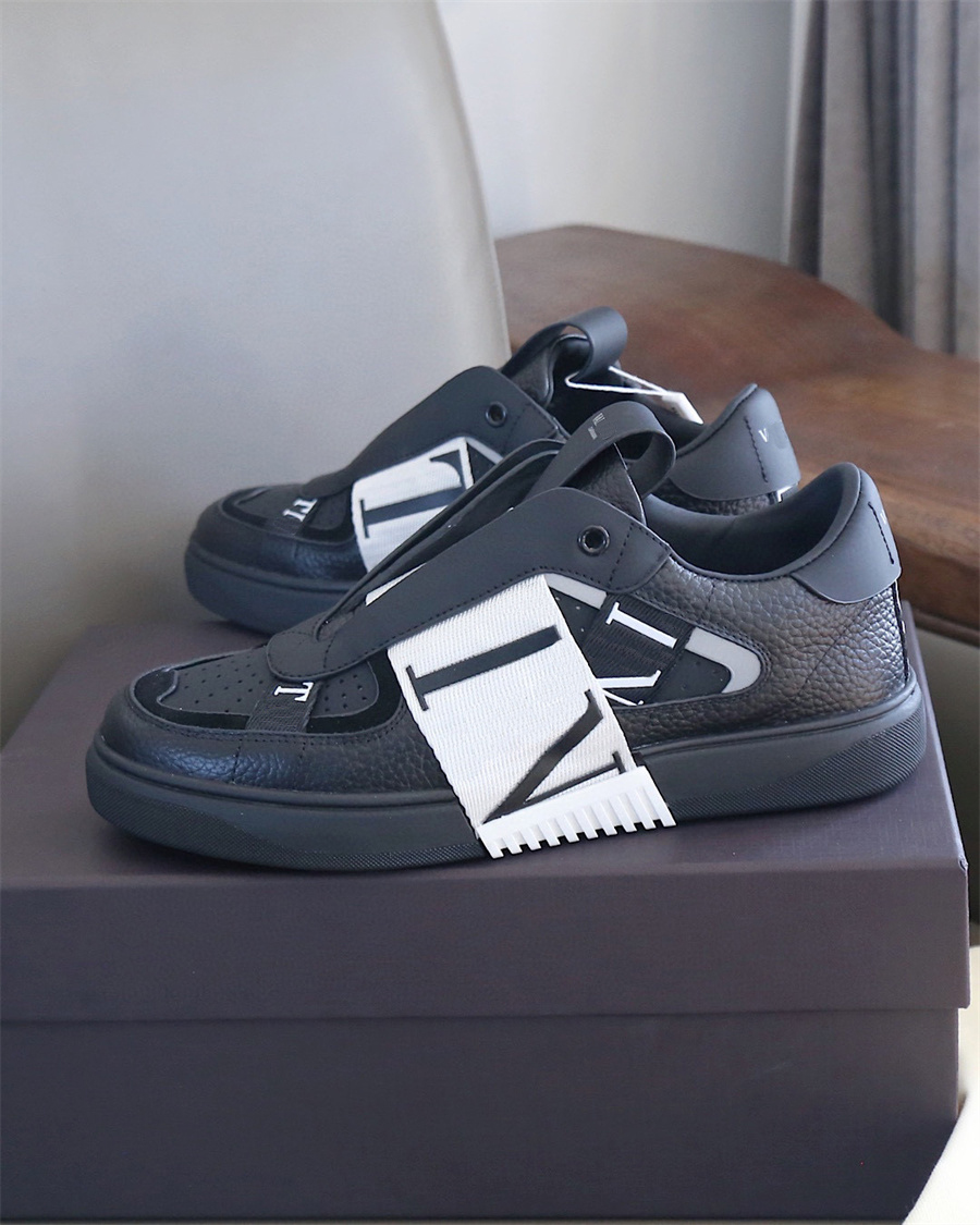 Designers V Lovers Casual Shoes Fashion Genuine Leather Mens Leisure Shoes Good Quality Womens Sport Shoe Retro Brand Dad Shoe 2022