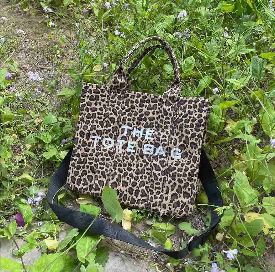 

The Totes Bags Women Fashion Leopard Print Shoulder Shopping Designer Handbags Famous Large Capacity Plain Letter Coin Purse Casual top, Style #3-sky