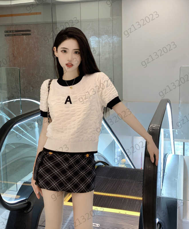 

Womens Clothes T-shirts Chest Letter Embroidery Pleated Fabric Designer Tops Elastic Hem Short Sleeve Tees Fashion Brand Women Clothing 2 Colors 1970