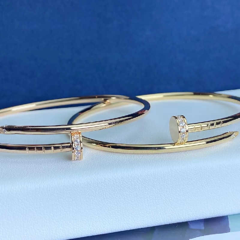 

Counter quality card classic titanium steel bracelet mud diamond zircon nail ring light luxury design temperament femaleGSRO