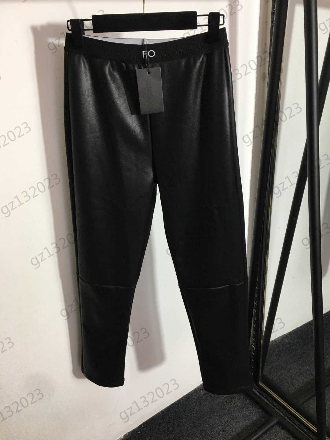 

Women Pants Letter Webbing Slimming Casual Leggings Pu Material Soft Comfortable Pants Fashion Brand Joker Womens Apparel