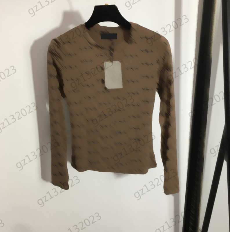 

Womens Clothes T-shirts Contrast Color Letter Twill Print Long Sleeve T-shirt Tops Classic Crew Neck Design Short Casual Undershirt Women Apparel 2 Colors 1970