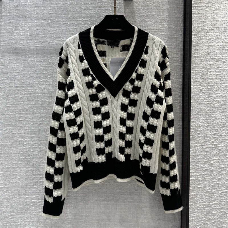 

Women Designed Wool Cashmere Sweater Cardigans Check Pattern Black and White Thick Knitted Warm Fashion Clothes, Pullover