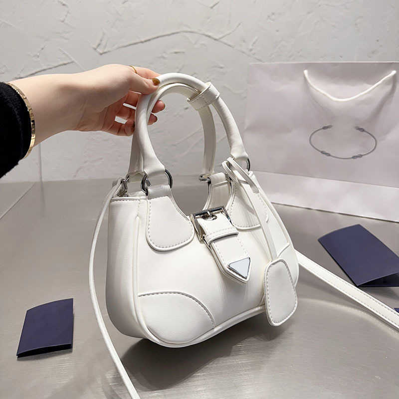 

Shoulder Bags Designer Bags Luxurys Designer Bag Women Handbags Leather Totes Cute Half Moon Hand Fashion Messenger Crossbody Bags 221226x, Blue