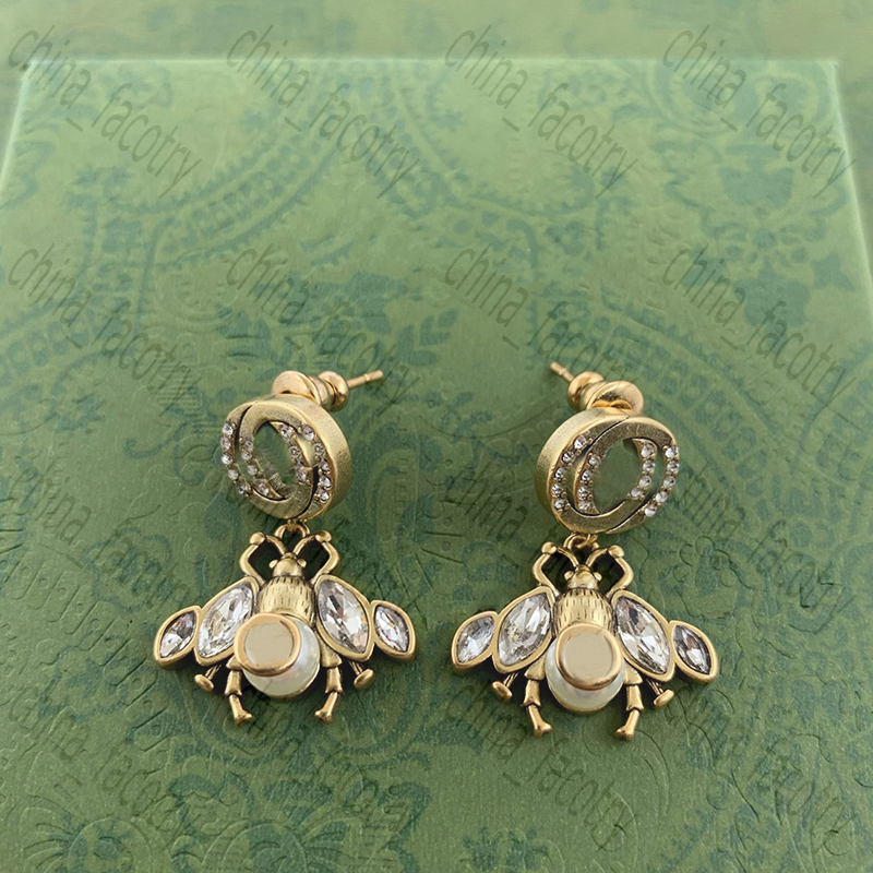 

Fashion Women Designer Earrings Ear Stud Vintage Letter Set Horse Eye Diamond Bee Pearl Earrings Flavonoid Double G Earings