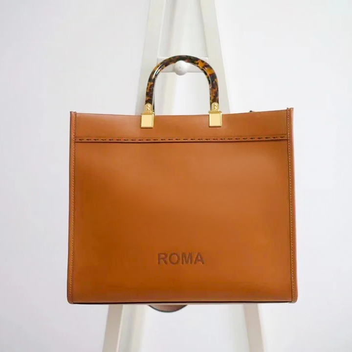 

large Genuine Leather top handle bags Classic sun Luxury designer Fashion vintage trunk duffle totes famous women shoulder Cross Body handbag pochette weekend bag, White