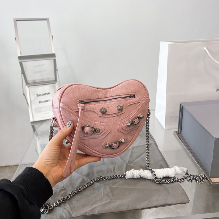 

Evening Bags Love Heart Designer Bags New Designer Chain Crossbody Shoulder Bag Womens Handbags Locomotive Leather Unisex Wallet Purses, Pink