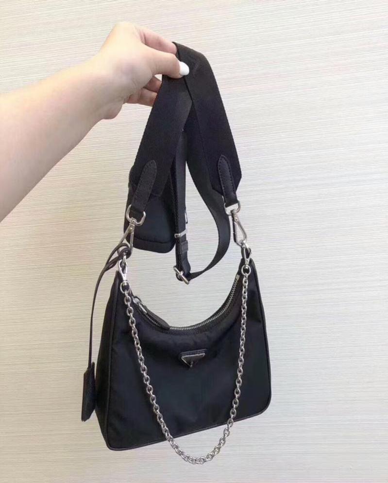 

famous fashion black color bag for men and women whole new products crossbody nylon bag with small coin wallet backpacks purse6033799