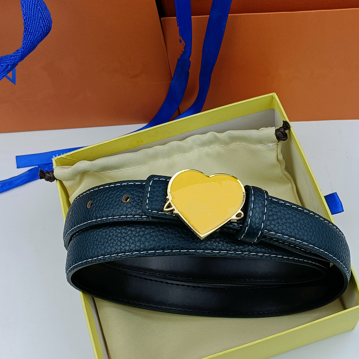 

PV8 Luxury designerLVBelt Buckle Fashion Genuine Leather Women n belts For men Letter Double Big gold classical Gu strap Jeans belt fdfd, With logo