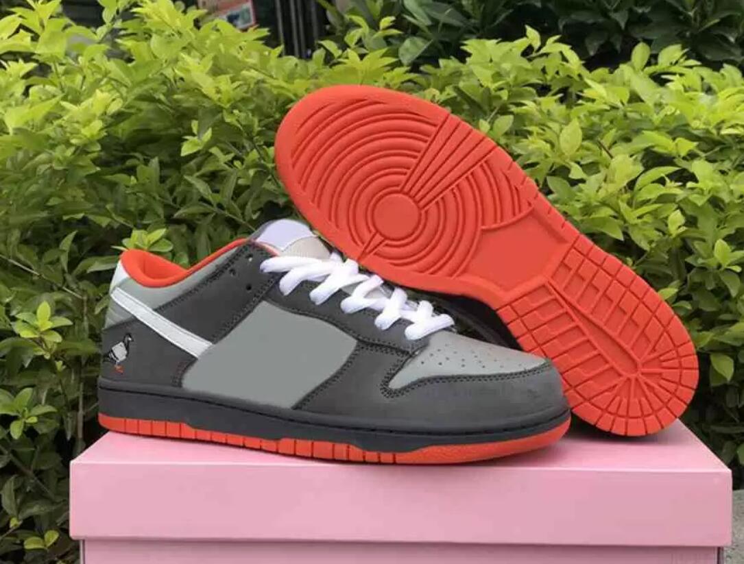 

Shoes Athletic Sneakers Medium Grey White Dark Grey Dove With Original Dunks Sb Staple Nyc Pigeon Low Skateboard Men Women