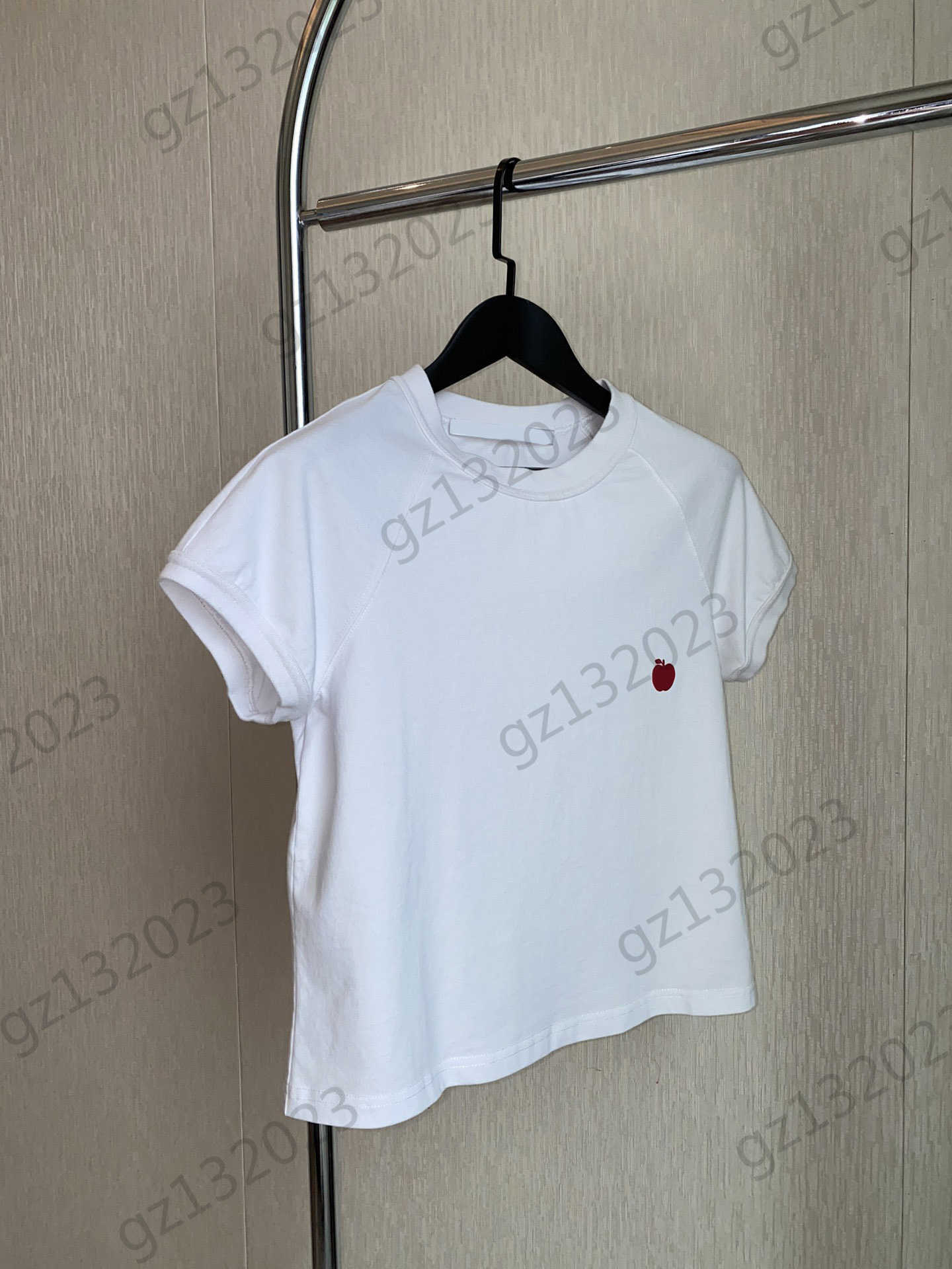 

Womens Clothes T-shirts Designer Top Apple Print Slim Short Sleeve T-shirt Classic Round Collar Joker Shirt Fashion Brand Women Apparel 3 Colors
