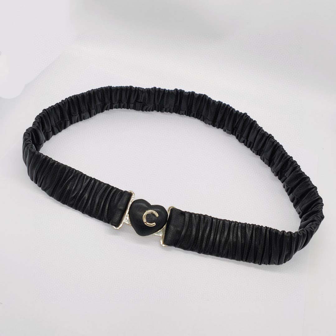 

2023 Luxury quality charm waist belt Pendant necklace with heart shape and black genuine leather have box stamp PS7481A