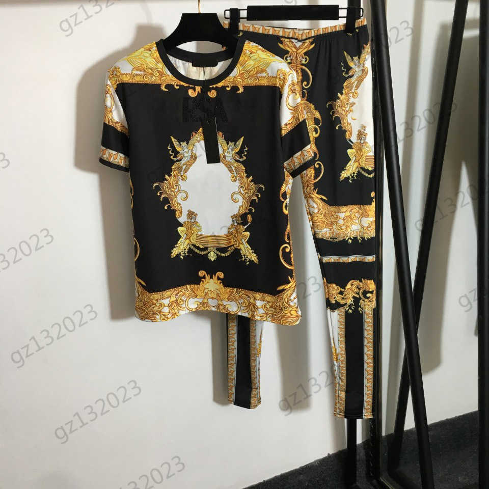 

Womens Tracksuit Color Contrast Logo Printing Crew Neck Pullover Short Sleeve T-shirt Comfortable Elastic Fabric Slimming Leggings Women Clothing