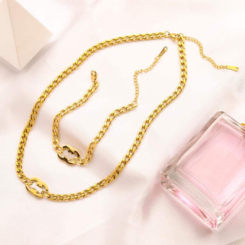 

18k Gold Plated Pendant Necklaces Luxury Brand Designers Stainless Steel Circle Geometry Fashion Womens Love Necklace Wedding Party Jewellery Gifts