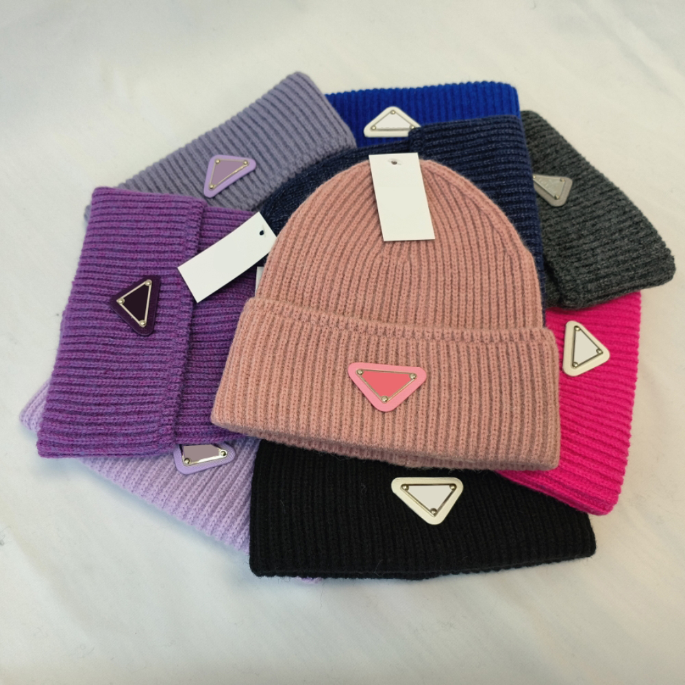 

Luxury hats Designer beanie hat for men winter caps kid bonnet with fur pom hot style knitted cap autumn outdoor camping warm nice thicker womens