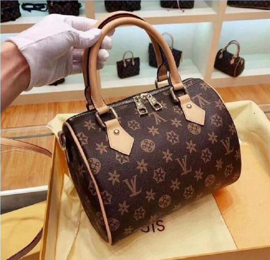 

2023 Women messenger bag Classic Luxurys Designers Fashion women bag Shoulder Bags Lady Totes handbags Speedy With Key Lock Shoulder Strap Dust Bag, White grid