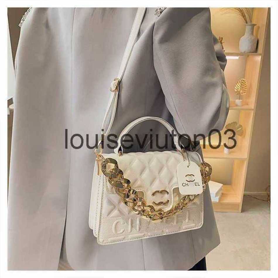 

Designer Channel Bag Tote Shoulder Handbag Fashion Brands Luxurious Mens Womans Chain Messenger Portable Small Square Makeup Bag, Black