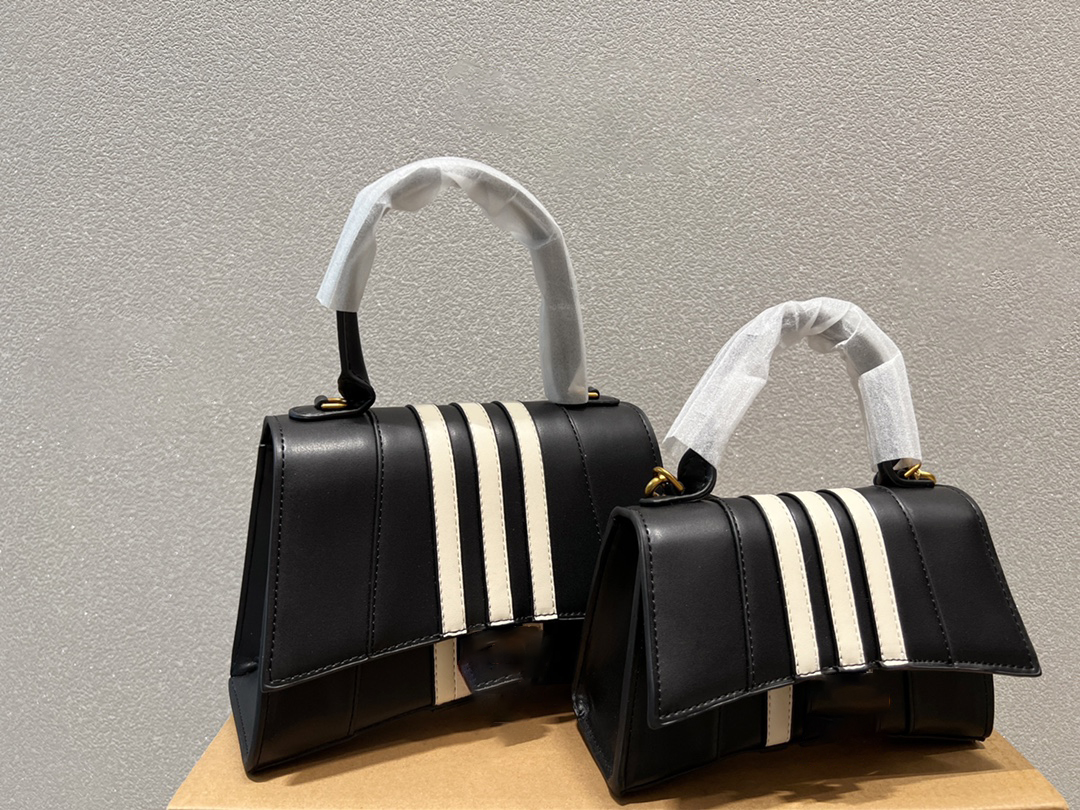 

Designer Handbag Shoulder Cross Body Chain Bag Clutch Flap Totes Bags Wallet Check Velour Thread Purse Double Letters Solid Hasp Waist, Black