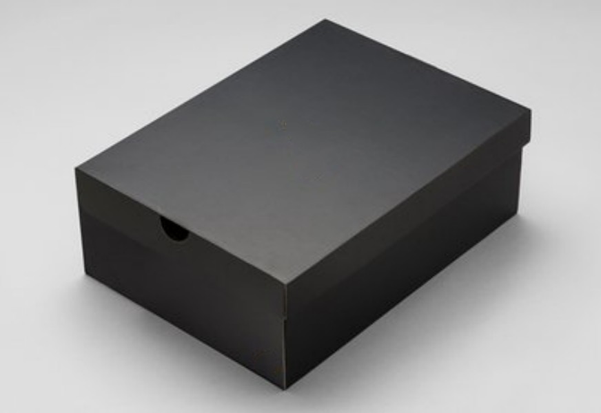 

Fashion sneakers men's and women's suitable shoe box Not available separately