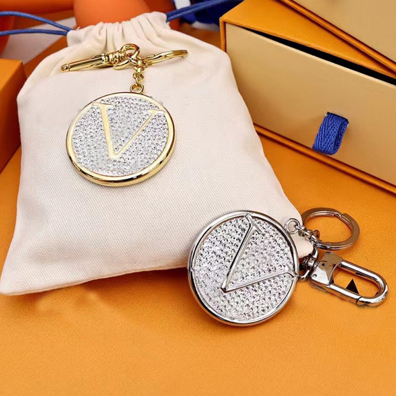 

Fashion woman mans Keychains high qualtiy Alloy Fashionable Handmade Keychain alloy Stylish Key Buckle with Dustbag