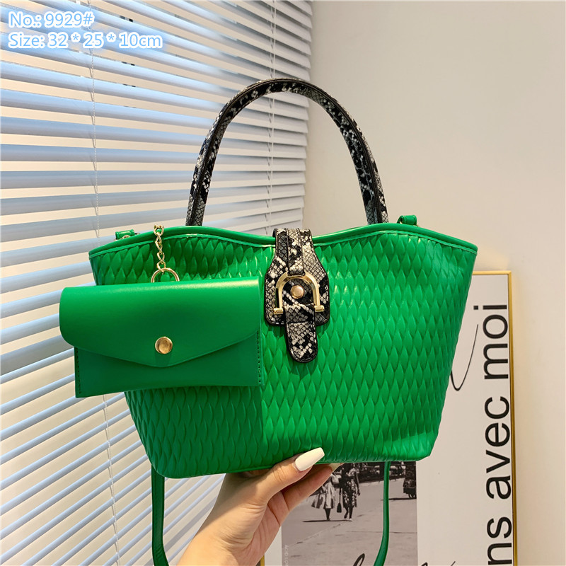 

Wholesale factory ladies shoulder bags 7 elegant color solid color leather handbag large capacity two-piece contrast fashion handbags snake mobile phone bag, Red-9929#