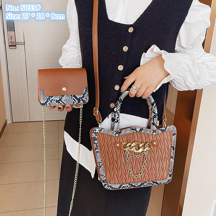 

Wholesale factory women shoulder bags 7 color personalized chain decorative foreign handbag street trend embossed striped backpack sweet snake handbags, Red-5033#