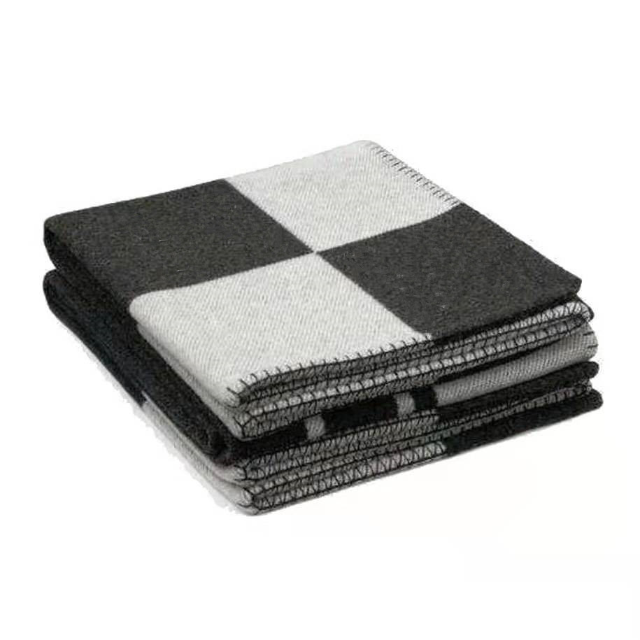 

Luxury Designer scarf blanket scarf Styles Letter Cashmere Blankets Soft Wool Scarfs Shawl Portable Warm Plaid Sofa Bed Fleece Knitted Throw black