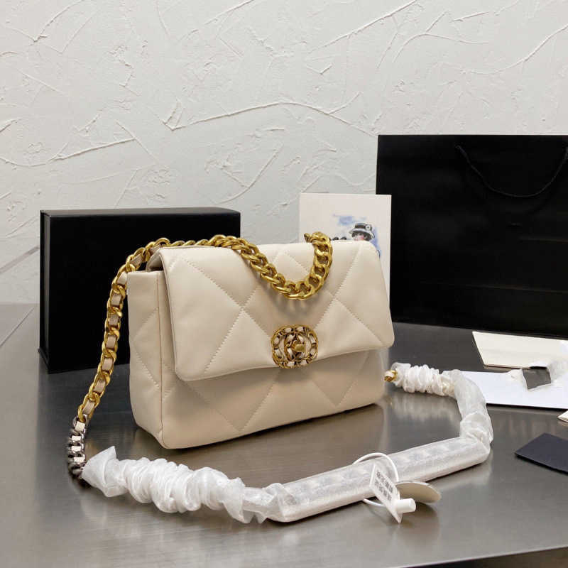 

Xiangjia new leisure leather 19 series woven large and small fragrant Lingge bags chain Crossbody women's, Red13