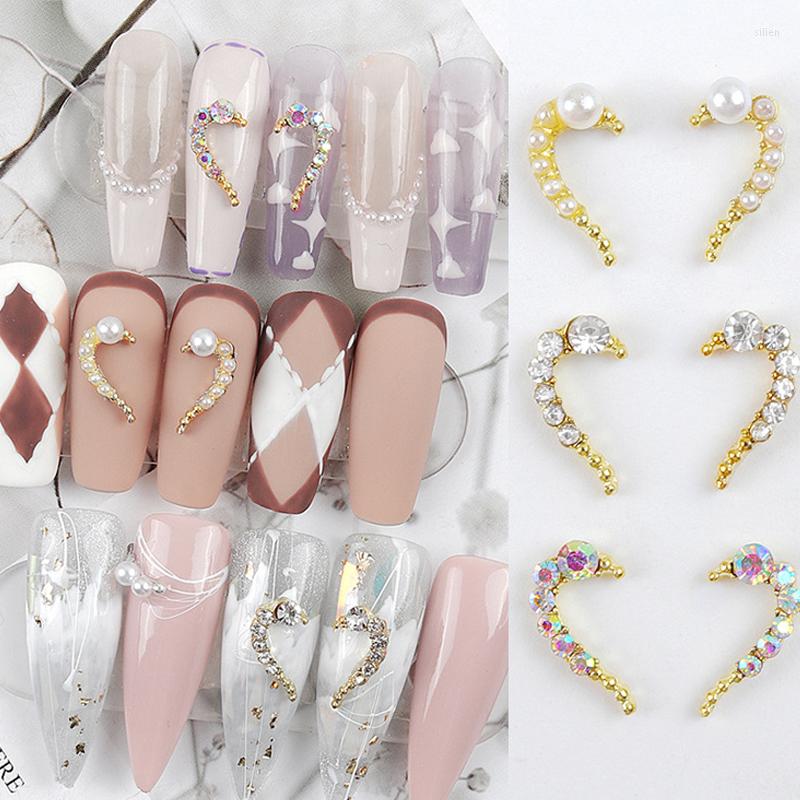 

Nail Art Decorations 2022 Gold Crystal Rhinestone Half-Heart 3D Glitter Pearl Charms Stud Alloy Press On Nails Accessories