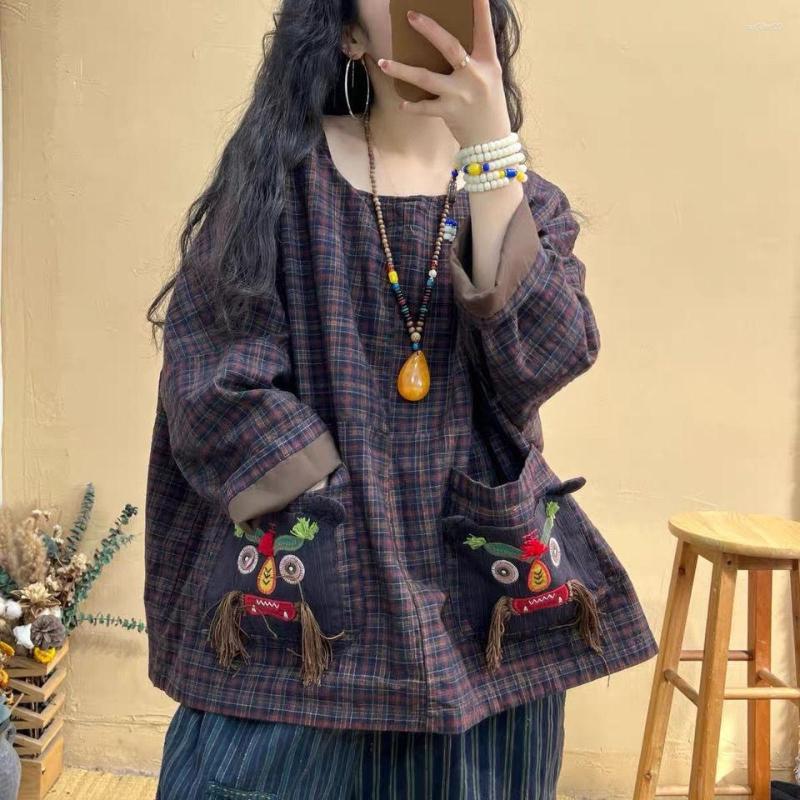 

Women's T Shirts Women Blouse O-neck Long Sleeve Pockets Emboridery Loose National Style Pullovers Female Clothes, Picture shown
